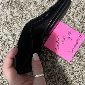 Men’s Gucci wallet